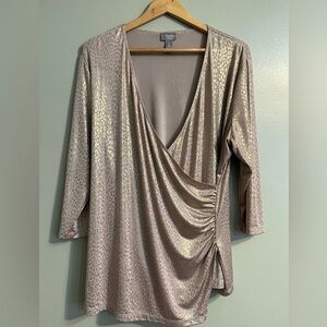 Chicos Travelers Collection Womens Gold Animal Print Wrap Top Blouse Sz 3/XL
